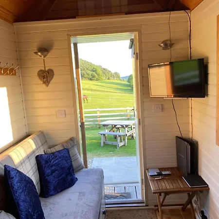 The Niblet Bonnie View Glamping Cabins, Helmsley Campsite *