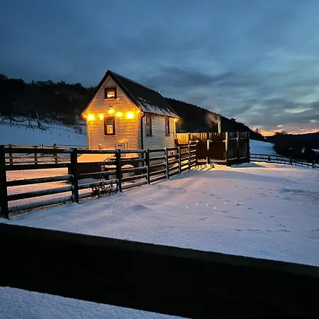 The Niblet Bonnie View Glamping Cabins, Helmsley